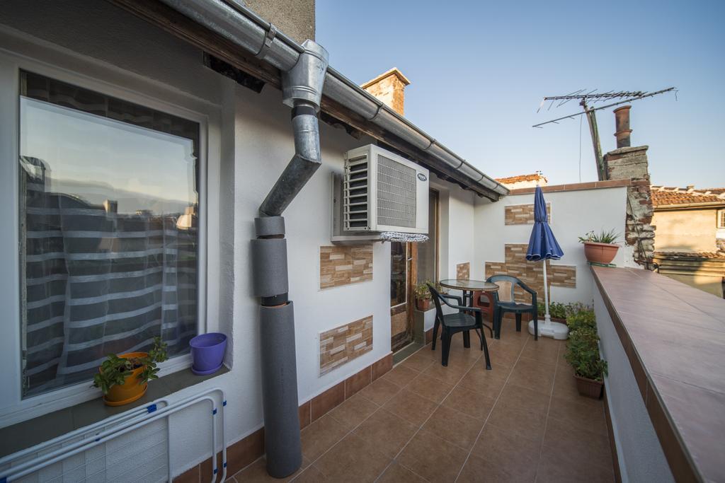Sunny Apartment Sófia Exterior foto